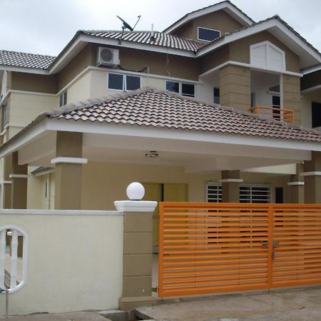 Greenleaf Angsana Homestay Jerantut Kültér fotó